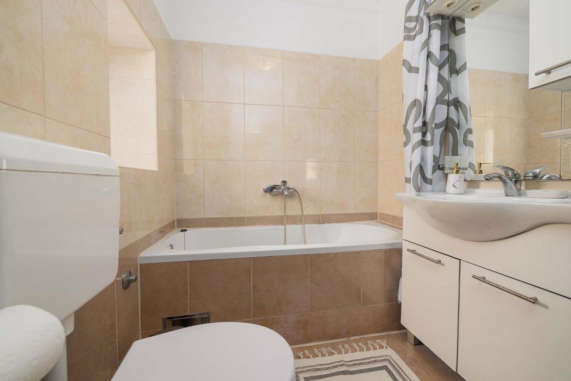 Marina Apartamento Kornić